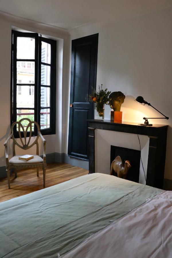 Le 66 Bed & Breakfast Paris Exterior foto